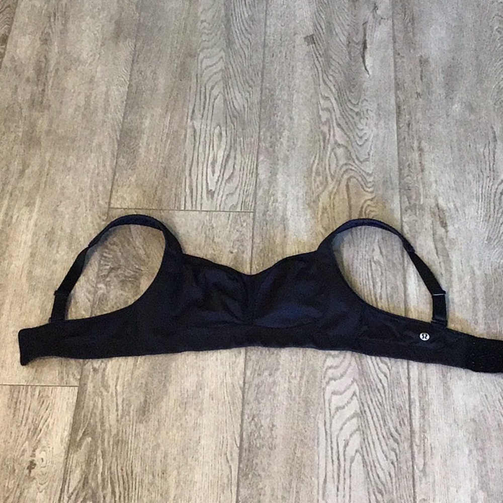 LuluLemon Black bra GUC SZ 34C